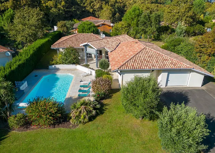 Familiale Avec Piscine Chauffee, Clim, 4 Chambres, Proche Golf Et Plages - Fr-1-319-565 فيلة