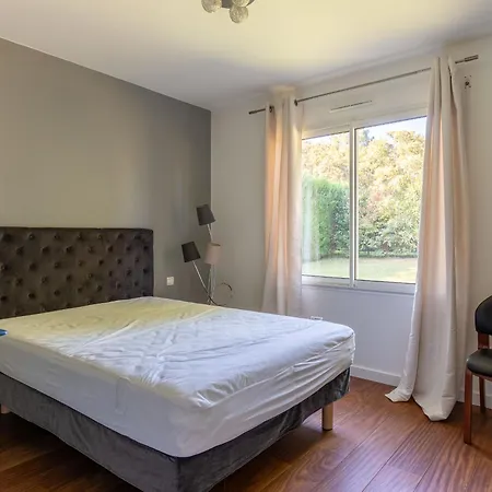 Familiale Avec Piscine Chauffee, Clim, 4 Chambres, Proche Golf Et Plages - Fr-1-319-565 Villa Biscarrosse