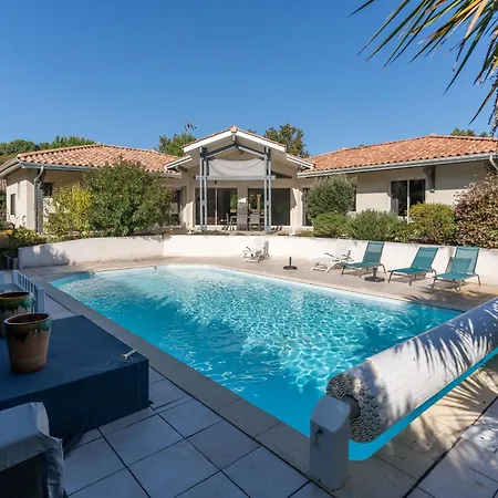 Familiale Avec Piscine Chauffee, Clim, 4 Chambres, Proche Golf Et Plages - Fr-1-319-565
