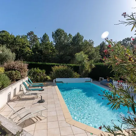 Familiale Avec Piscine Chauffee, Clim, 4 Chambres, Proche Golf Et Plages - Fr-1-319-565 Villa Biscarrosse